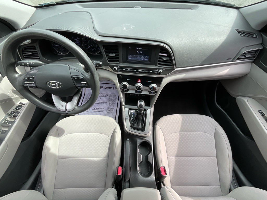 2019 Hyundai Elantra Image 20