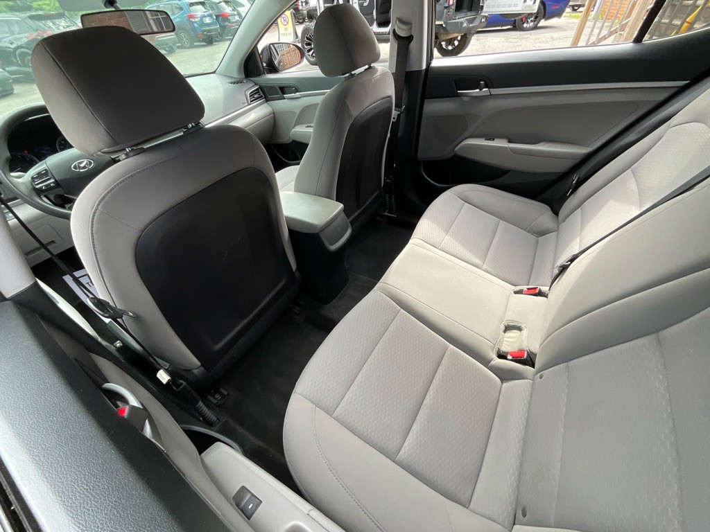 2019 Hyundai Elantra Image 27