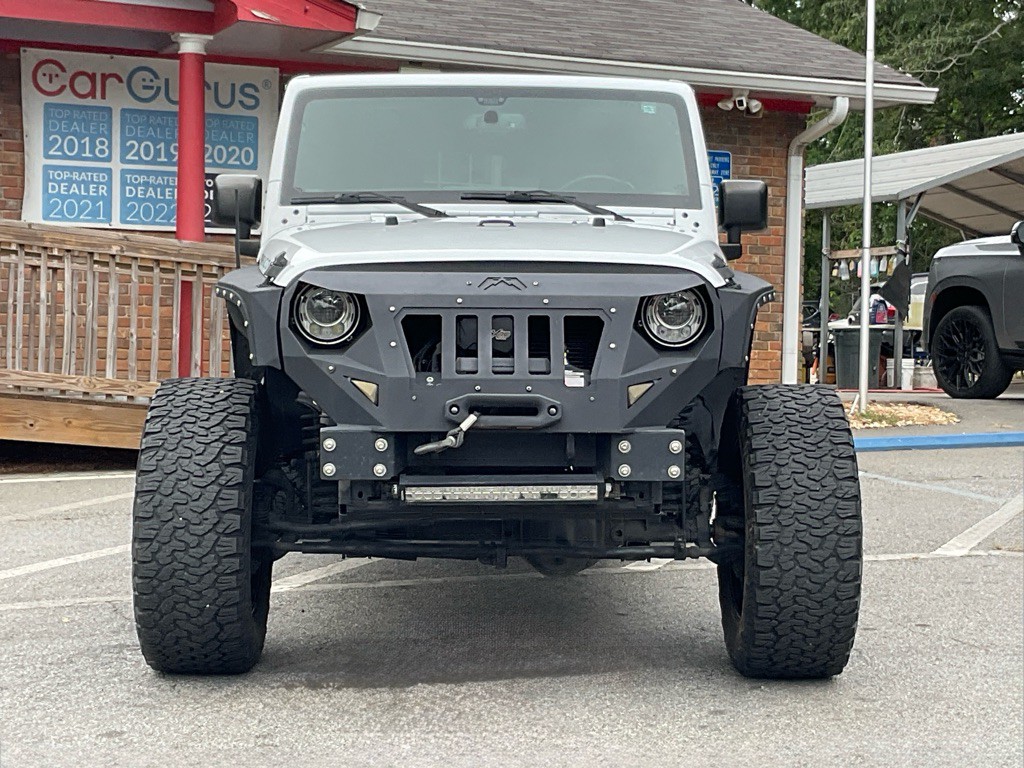 2017 Jeep Wrangler Unlimited Image 2
