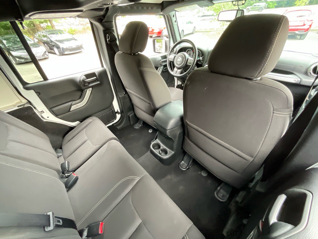 2017 Jeep Wrangler Unlimited Image 28