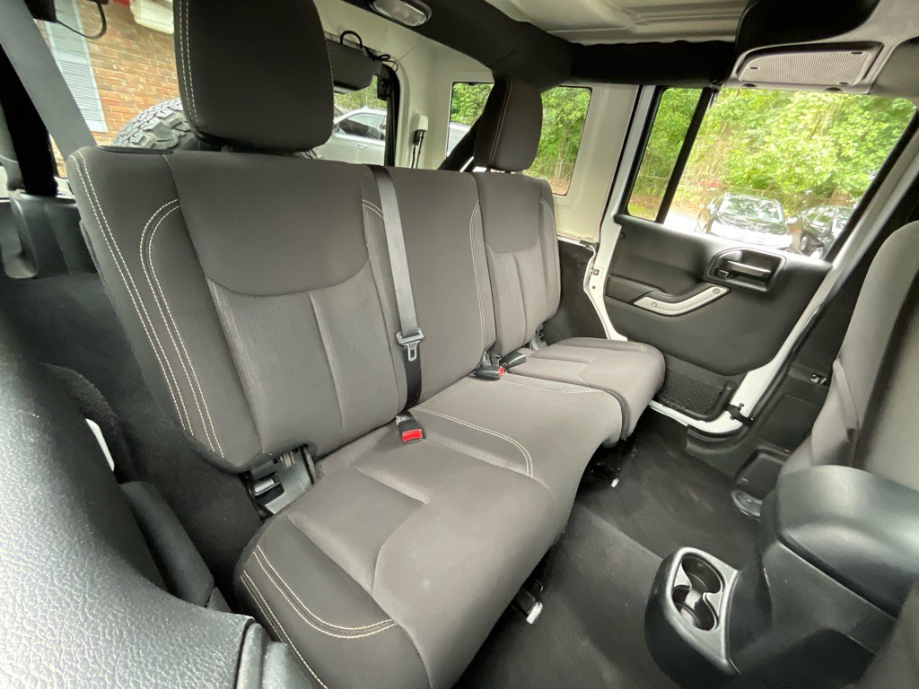 2017 Jeep Wrangler Unlimited Image 29