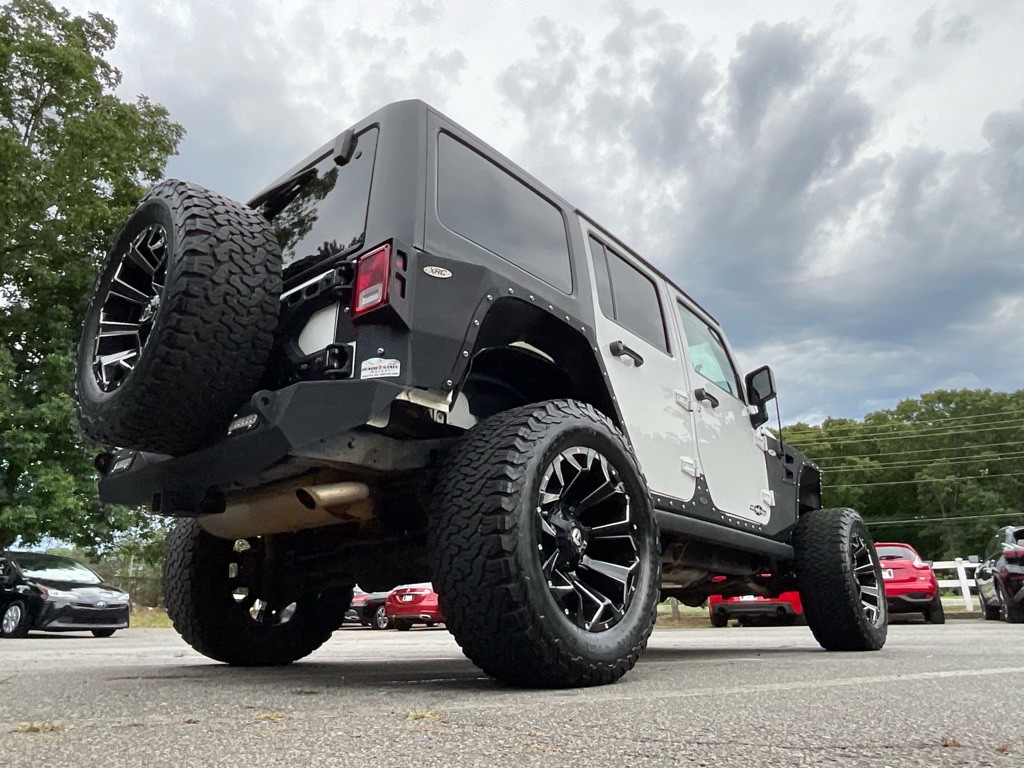 2017 Jeep Wrangler Unlimited Image 41