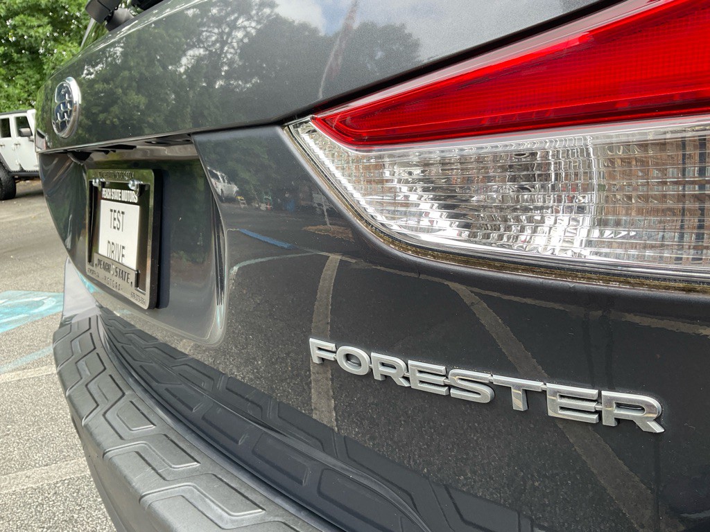 2020 Subaru Forester Image 10