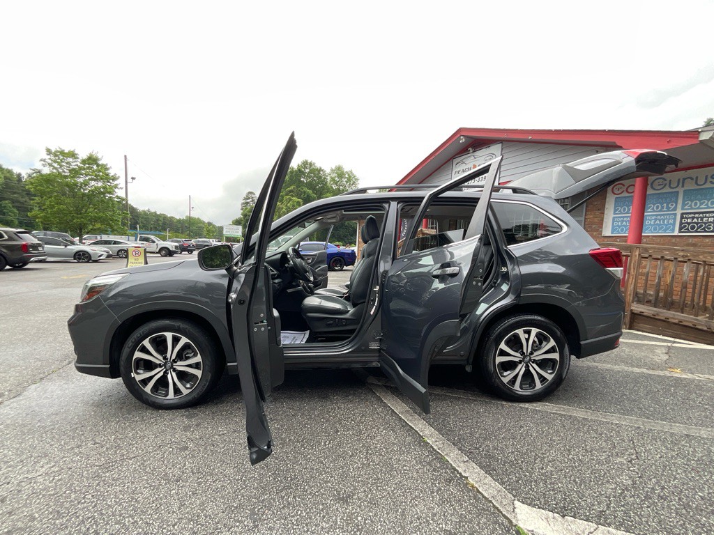 2020 Subaru Forester Image 40