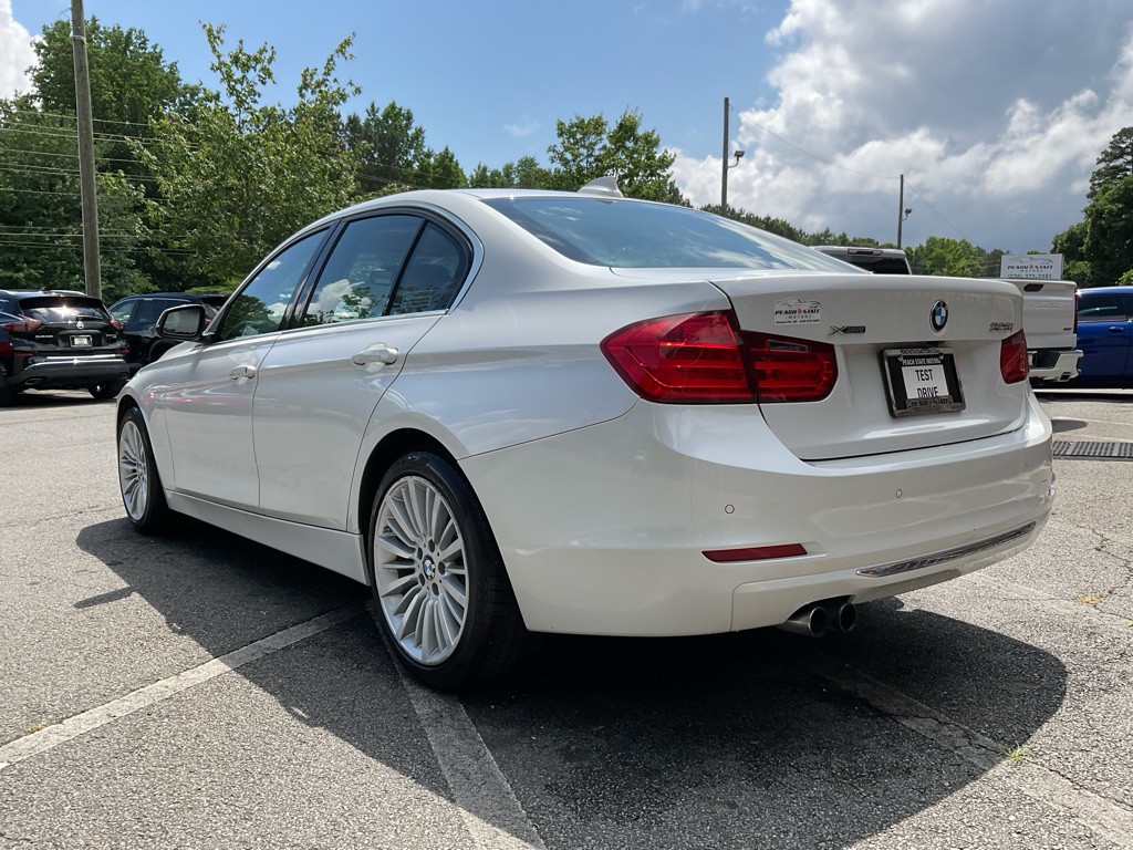 2014 BMW 3 Series Image 7