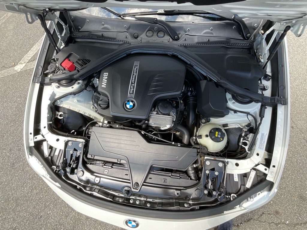 2014 BMW 3 Series Image 13