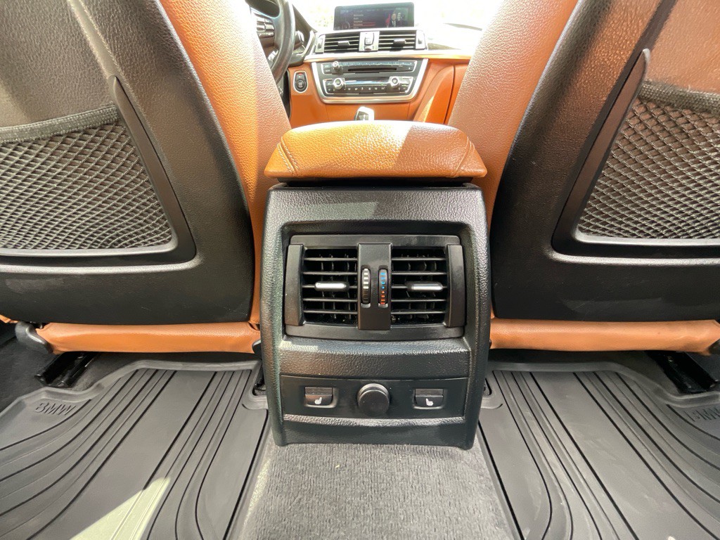 2014 BMW 3 Series Image 38