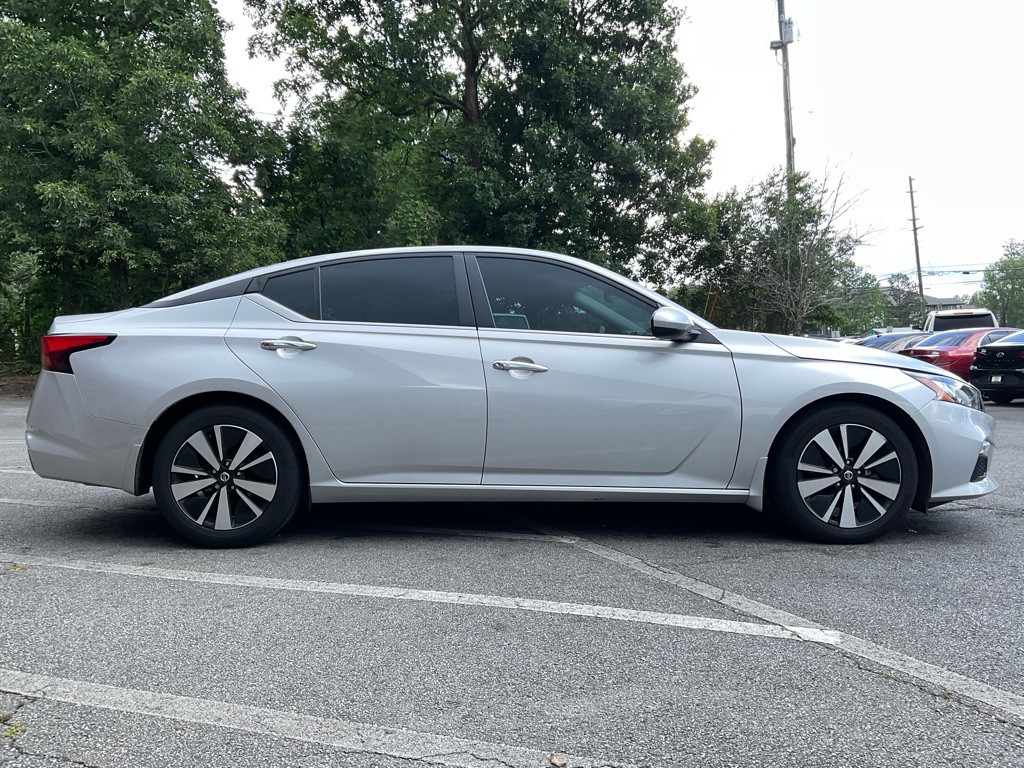 2022 Nissan Altima Image 4