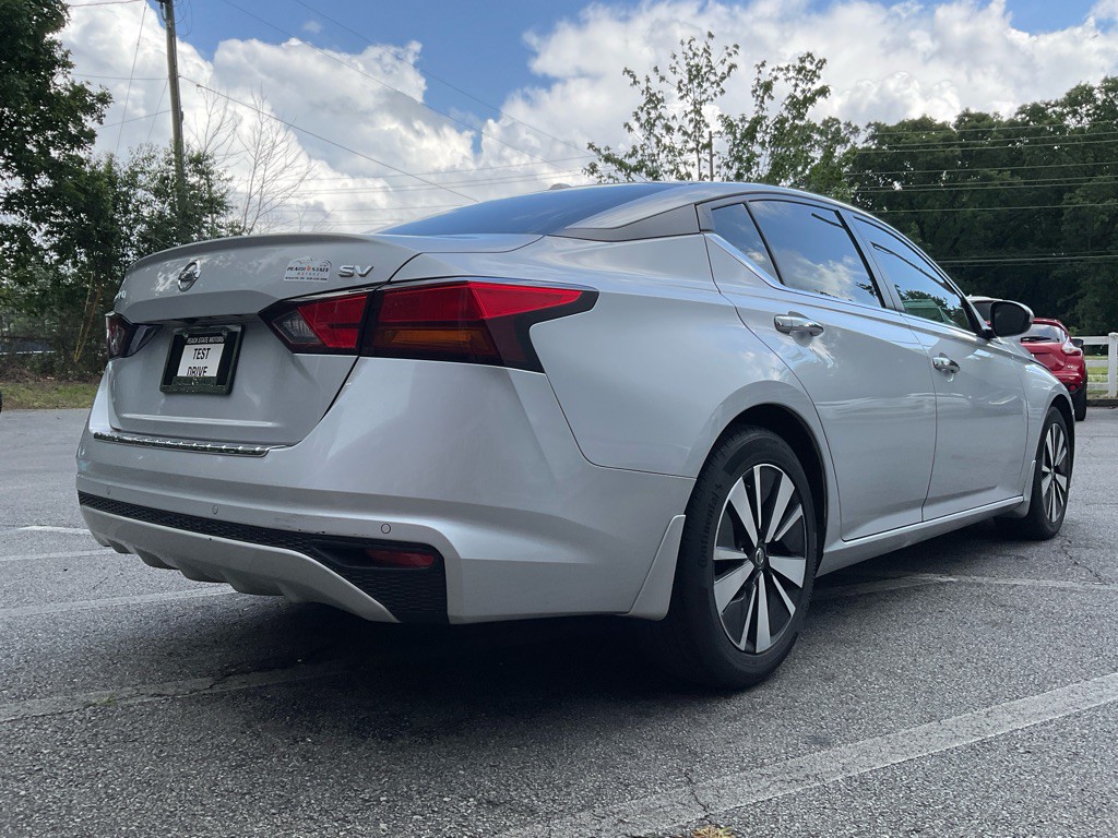 2022 Nissan Altima Image 5