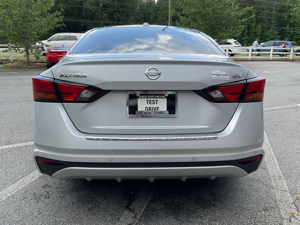 2022 Nissan Altima Image 6