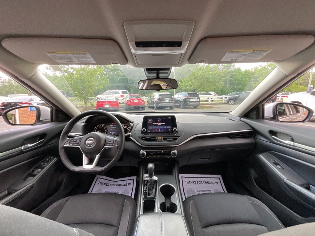 2022 Nissan Altima Image 20
