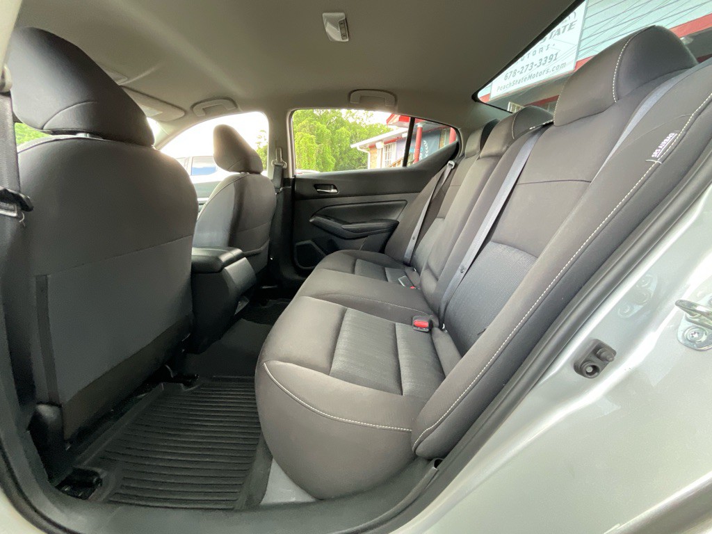 2022 Nissan Altima Image 27