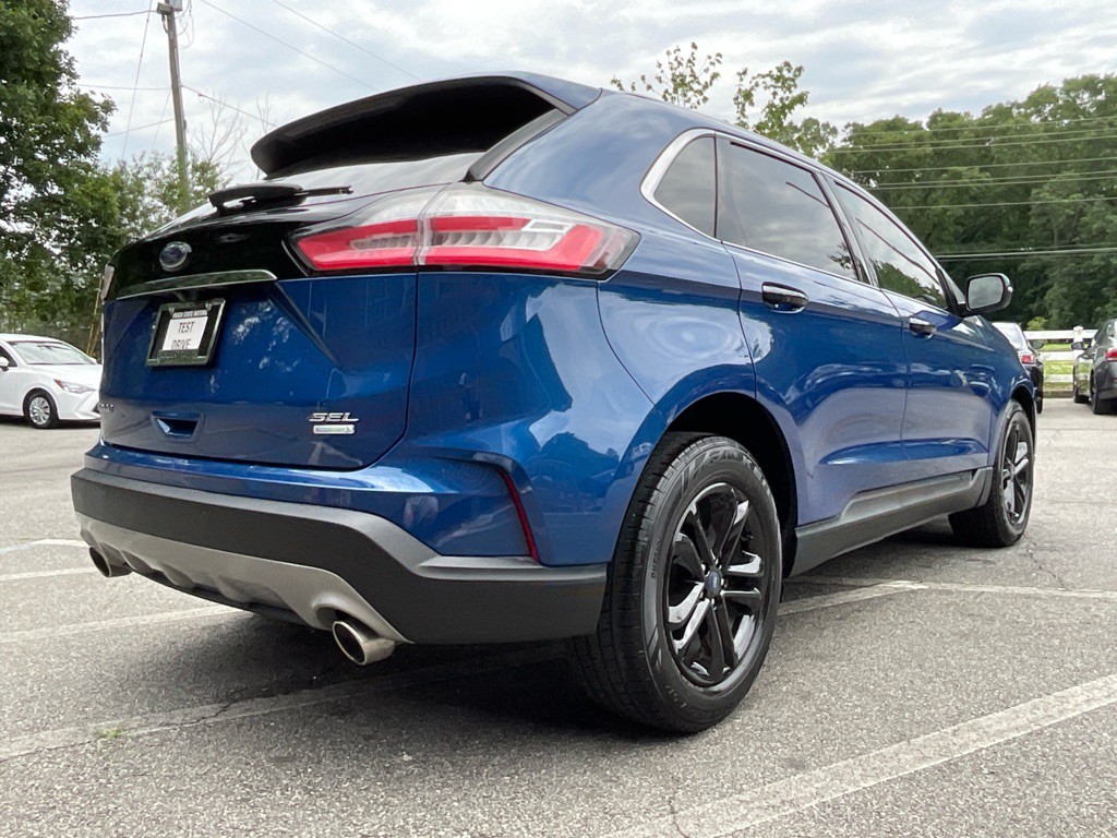 2020 Ford Edge Image 5