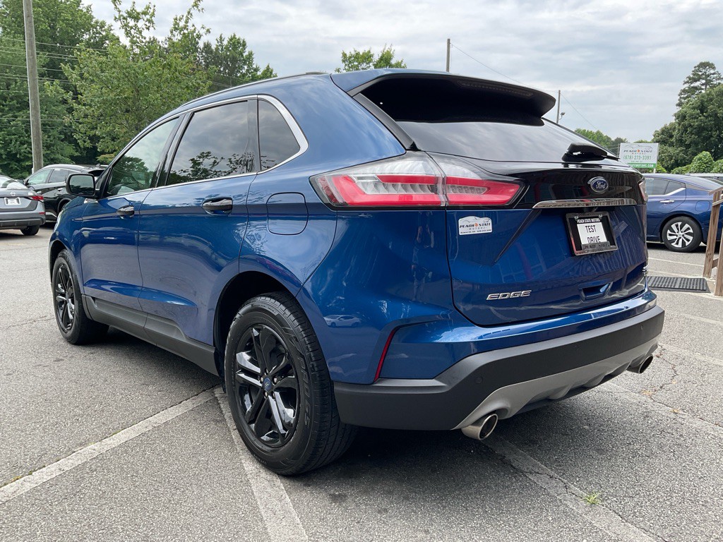 2020 Ford Edge Image 7