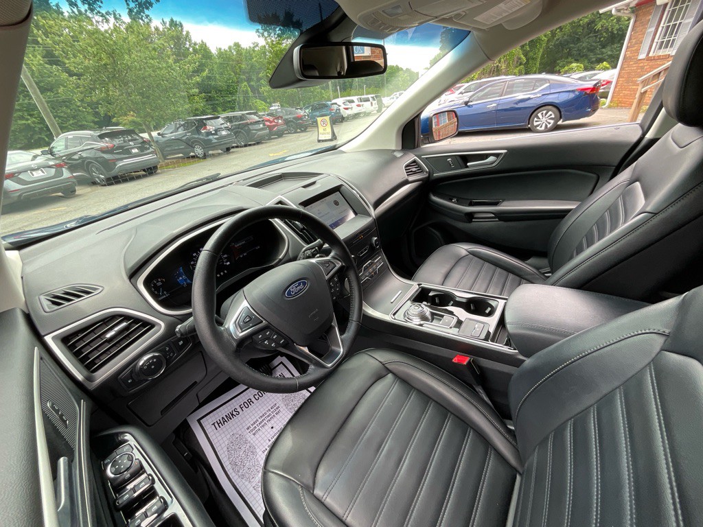 2020 Ford Edge Image 15