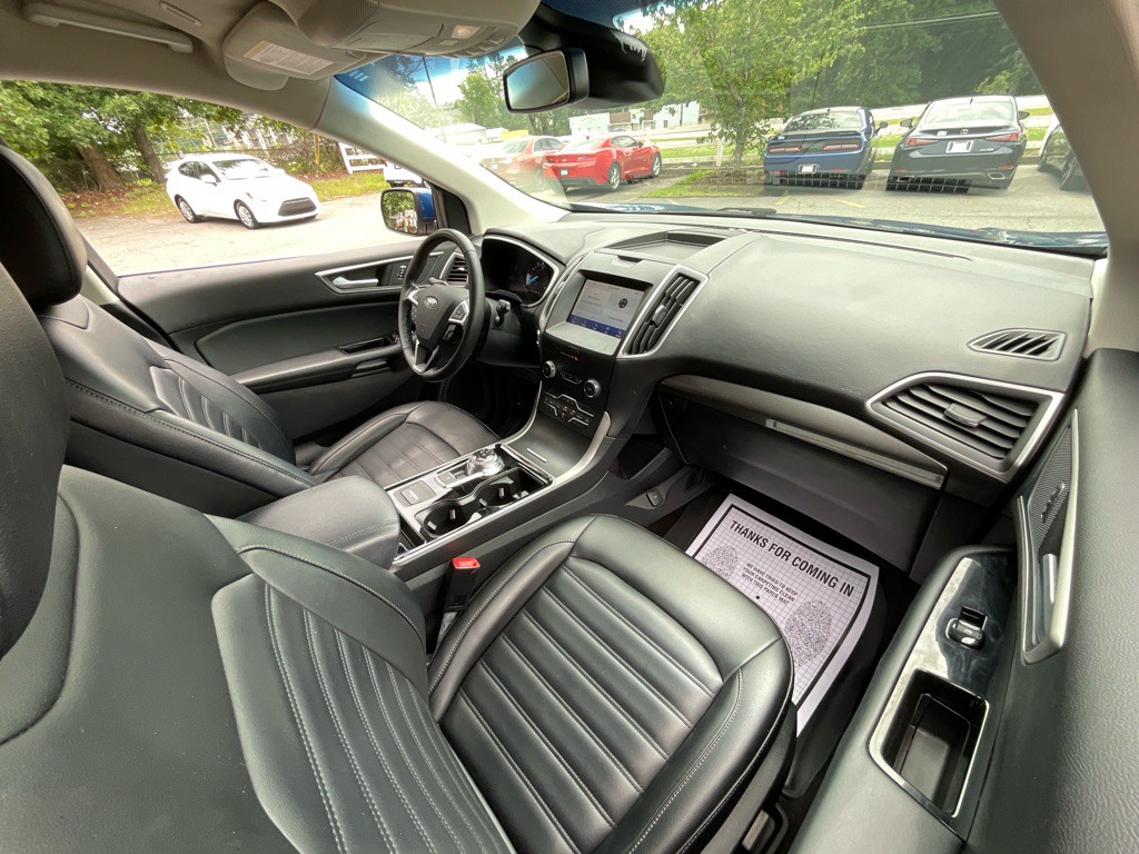 2020 Ford Edge Image 18