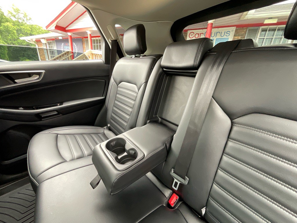 2020 Ford Edge Image 33