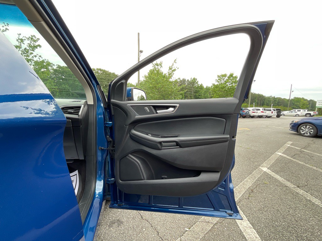 2020 Ford Edge Image 45