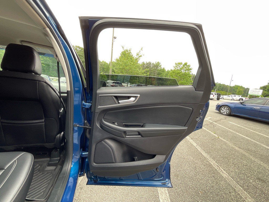 2020 Ford Edge Image 46