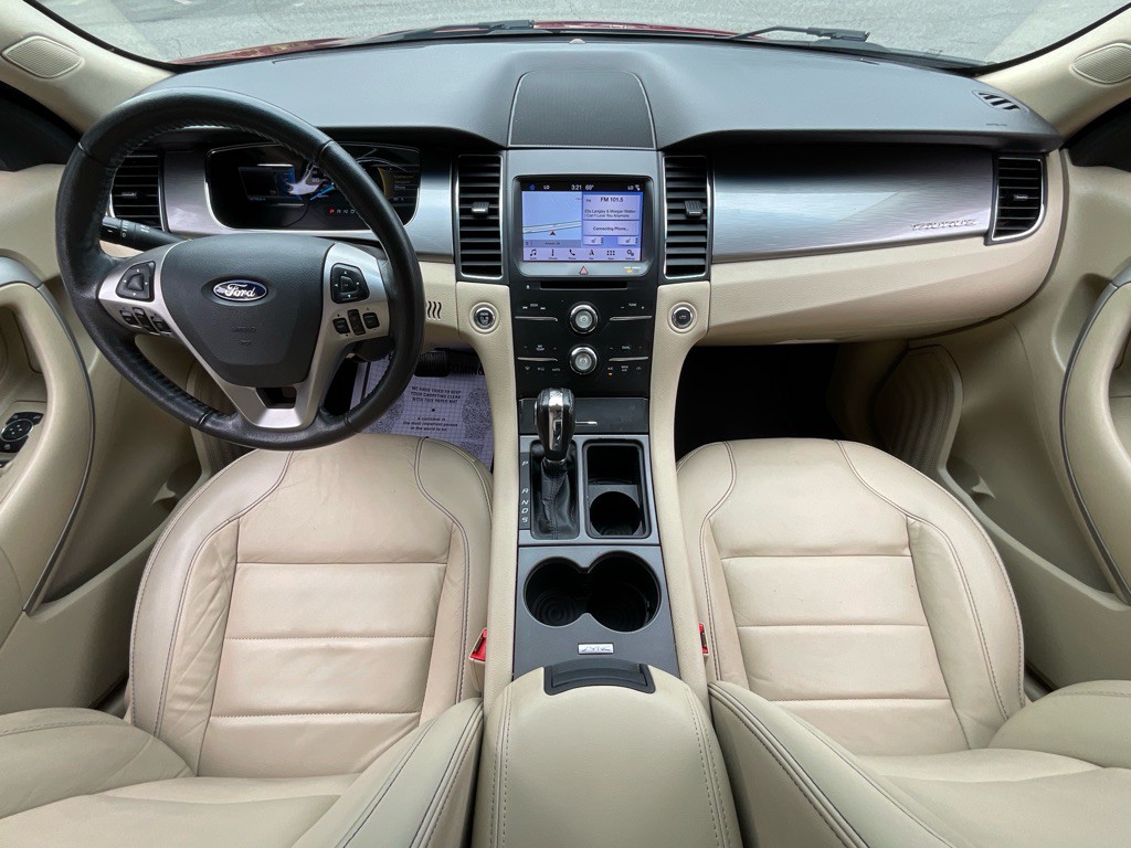 2019 Ford Taurus Image 19