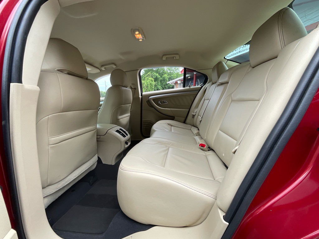 2019 Ford Taurus Image 26