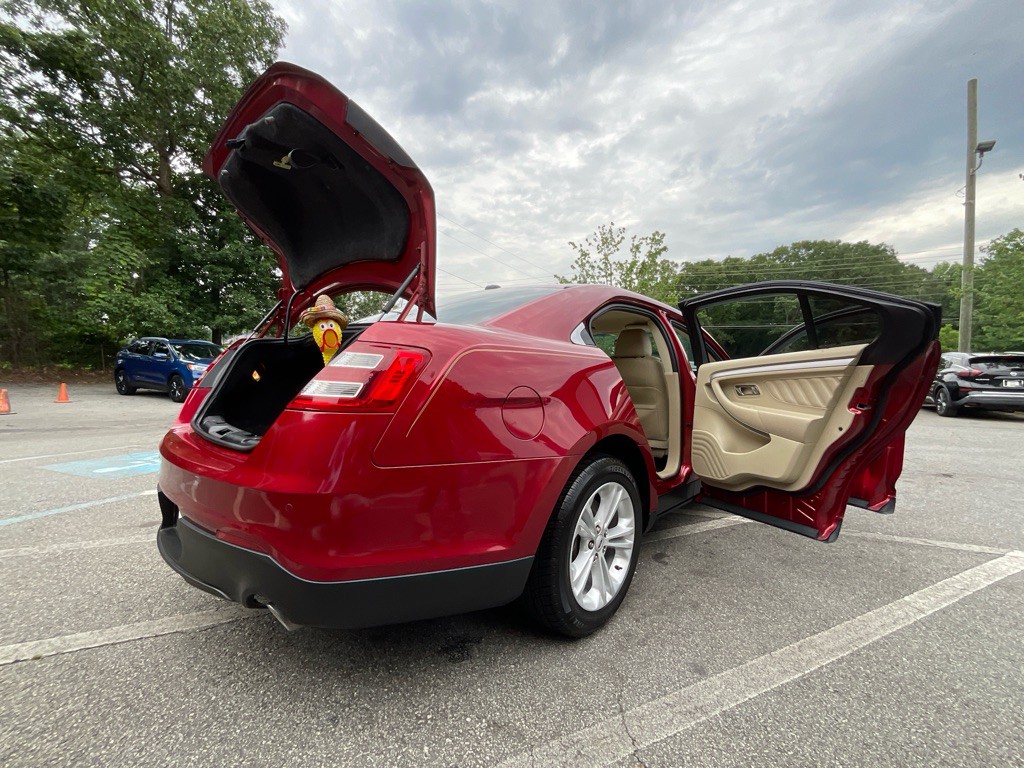 2019 Ford Taurus Image 33