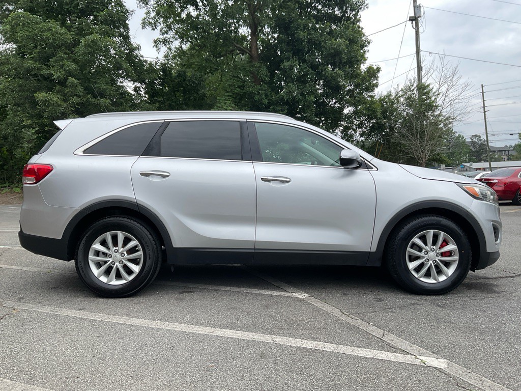 2016 Kia Sorento Image 4