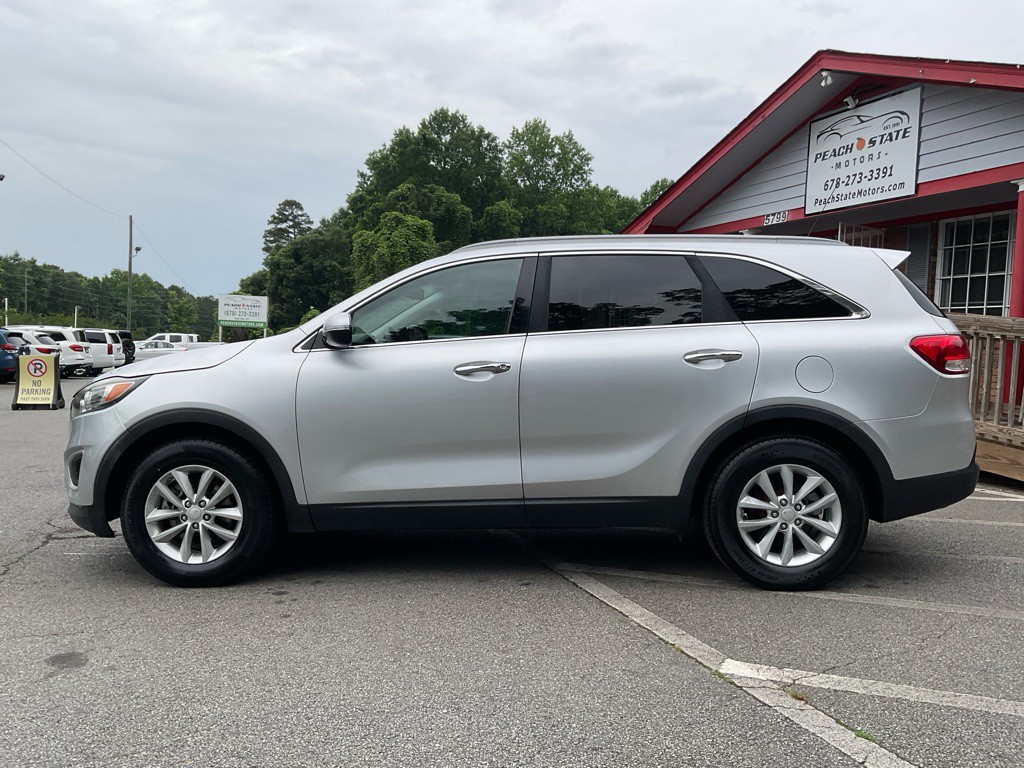 2016 Kia Sorento Image 8