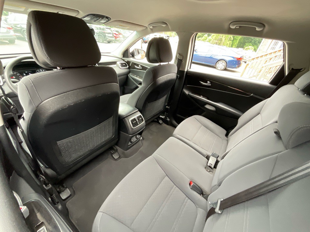 2016 Kia Sorento Image 28