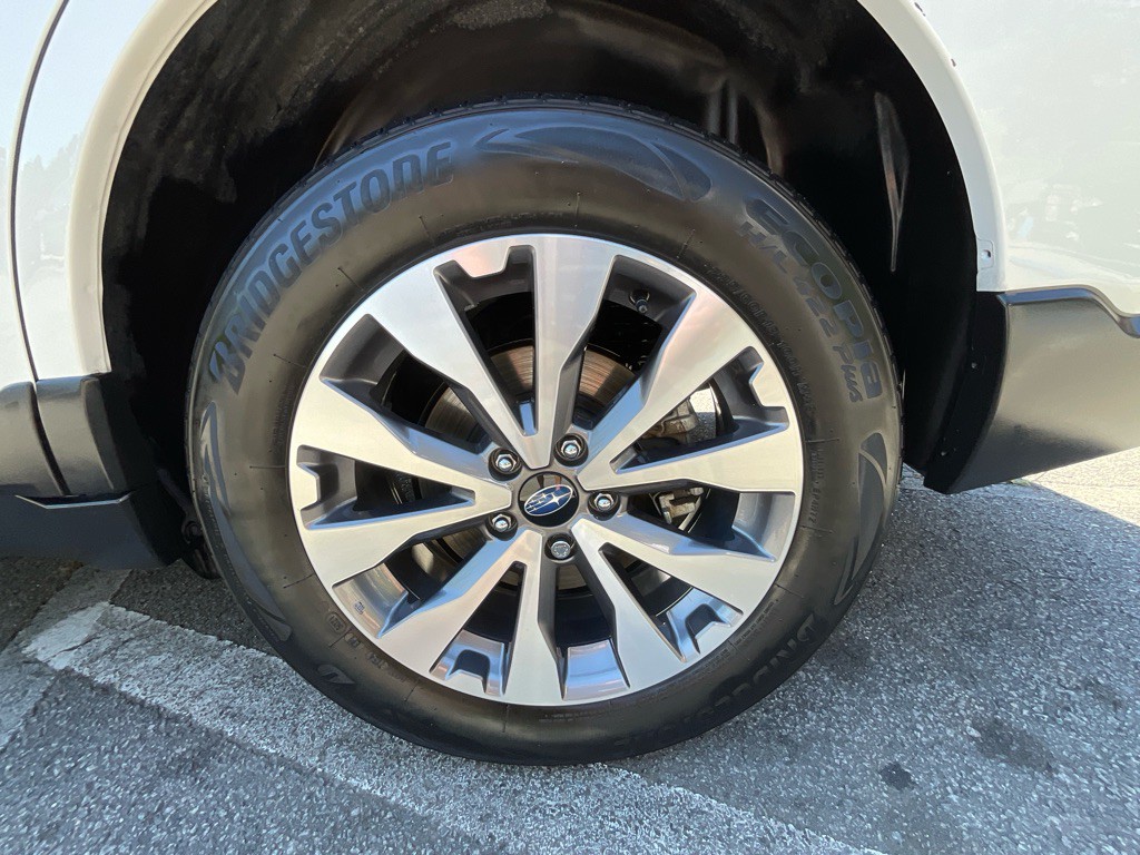 2019 Subaru Outback Image 12