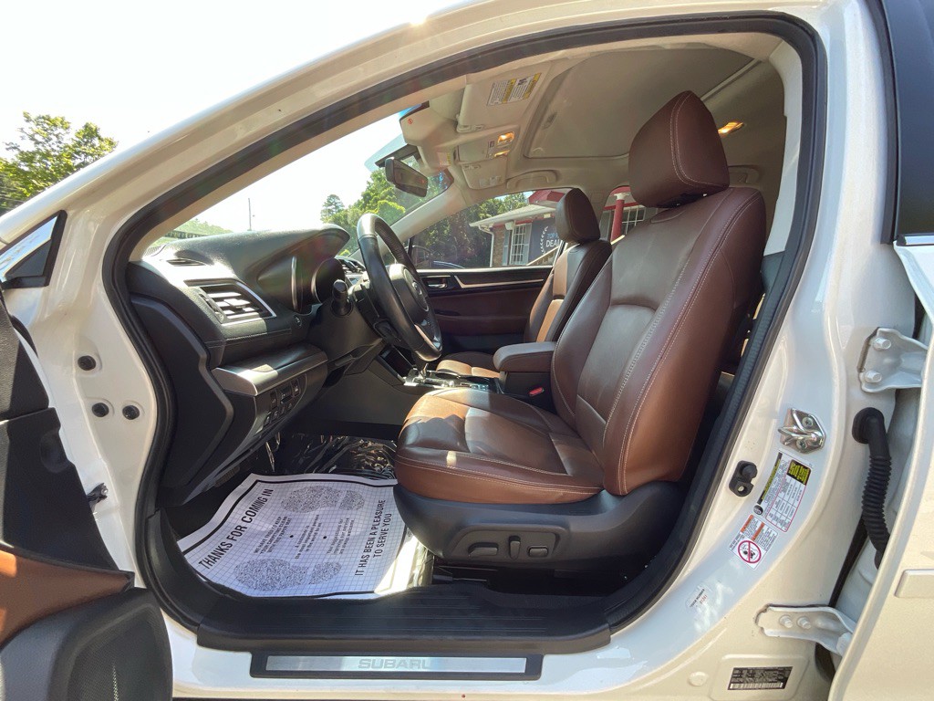 2019 Subaru Outback Image 14