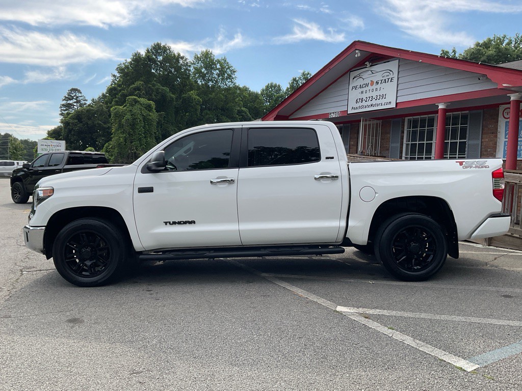 2021 Toyota Tundra Image 8