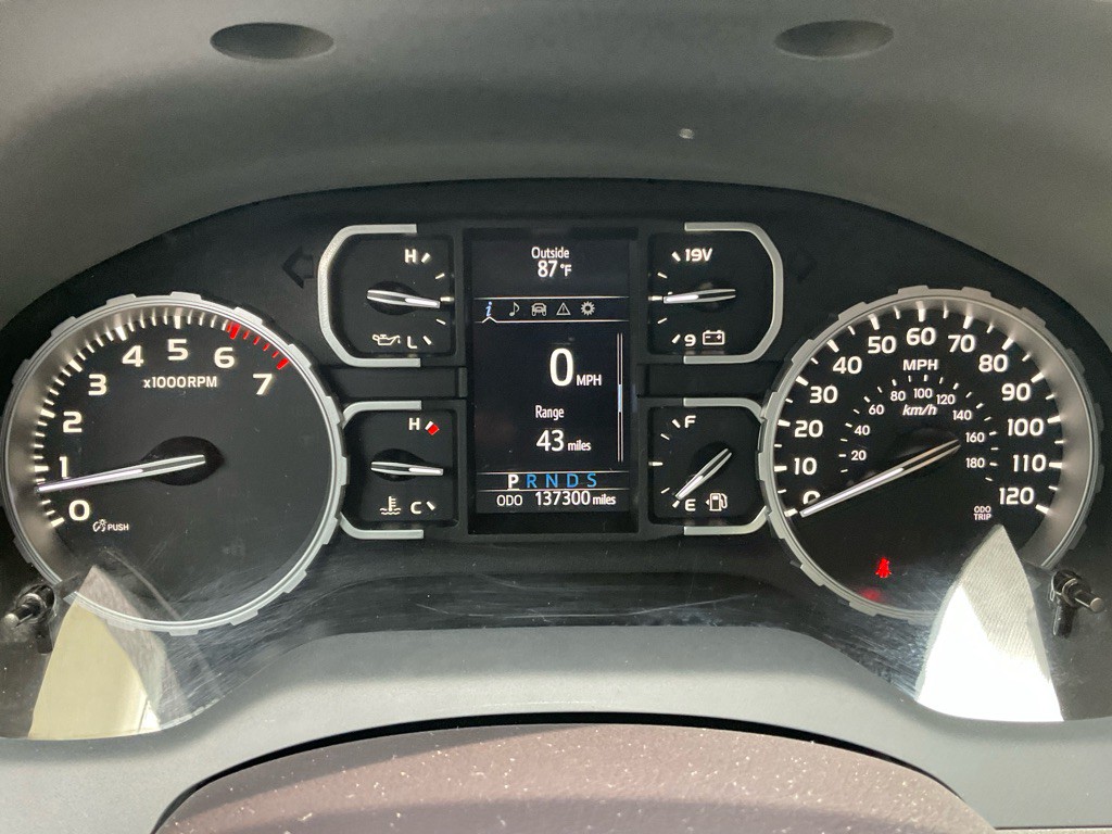 2021 Toyota Tundra Image 28