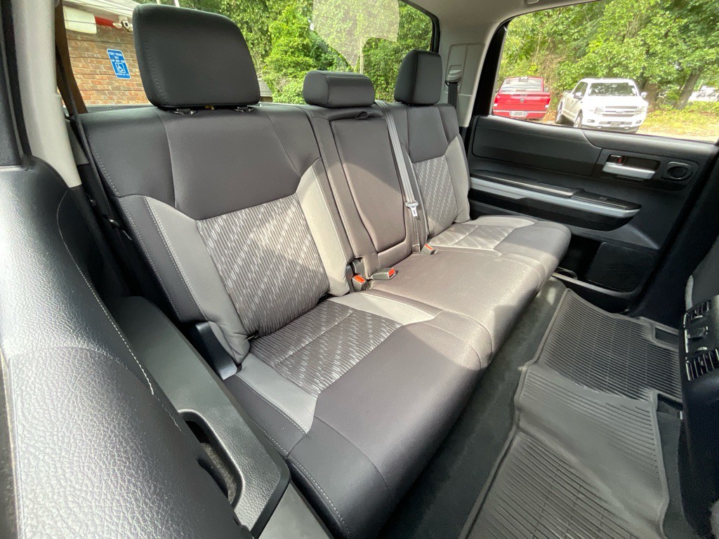 2021 Toyota Tundra Image 35