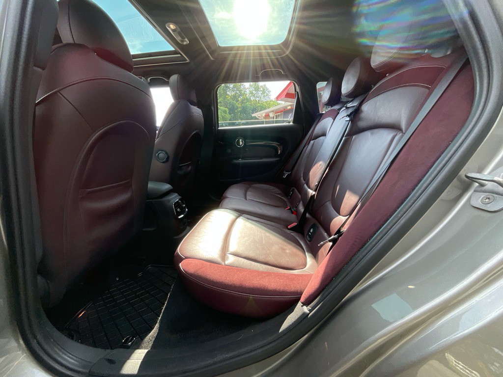 2016 MINI Cooper Image 29