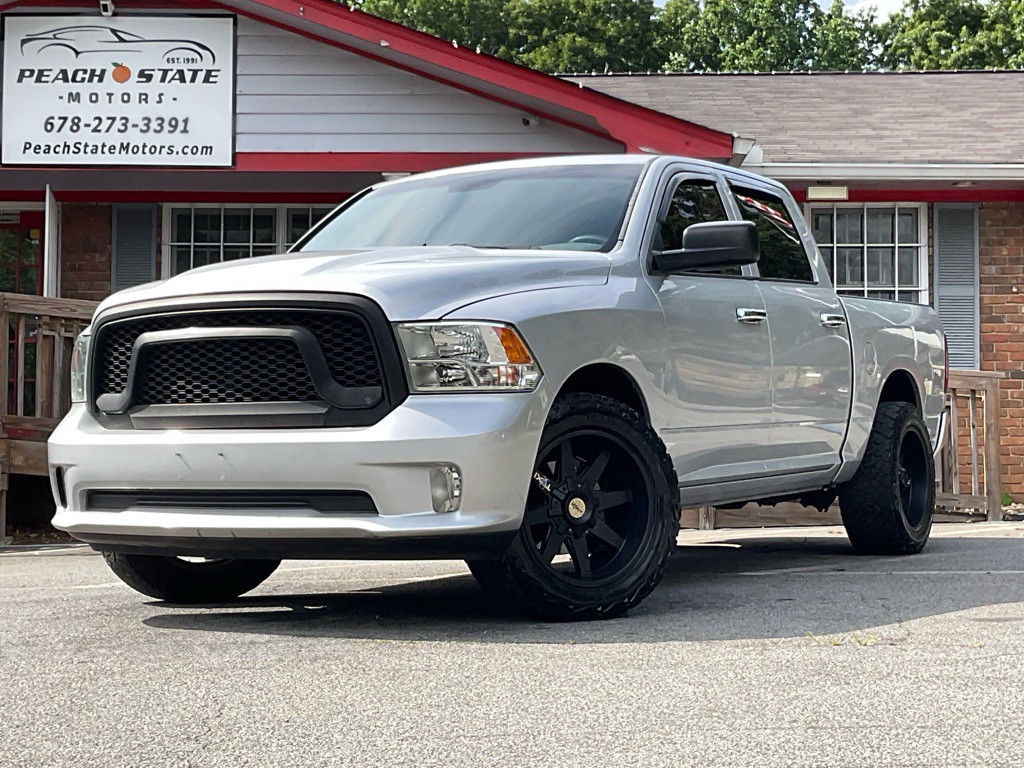 2014 RAM 1500 Image 1
