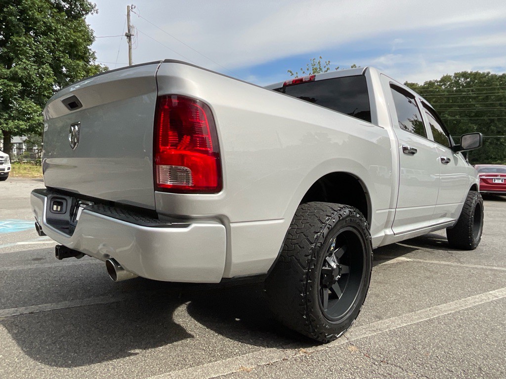 2014 RAM 1500 Image 5