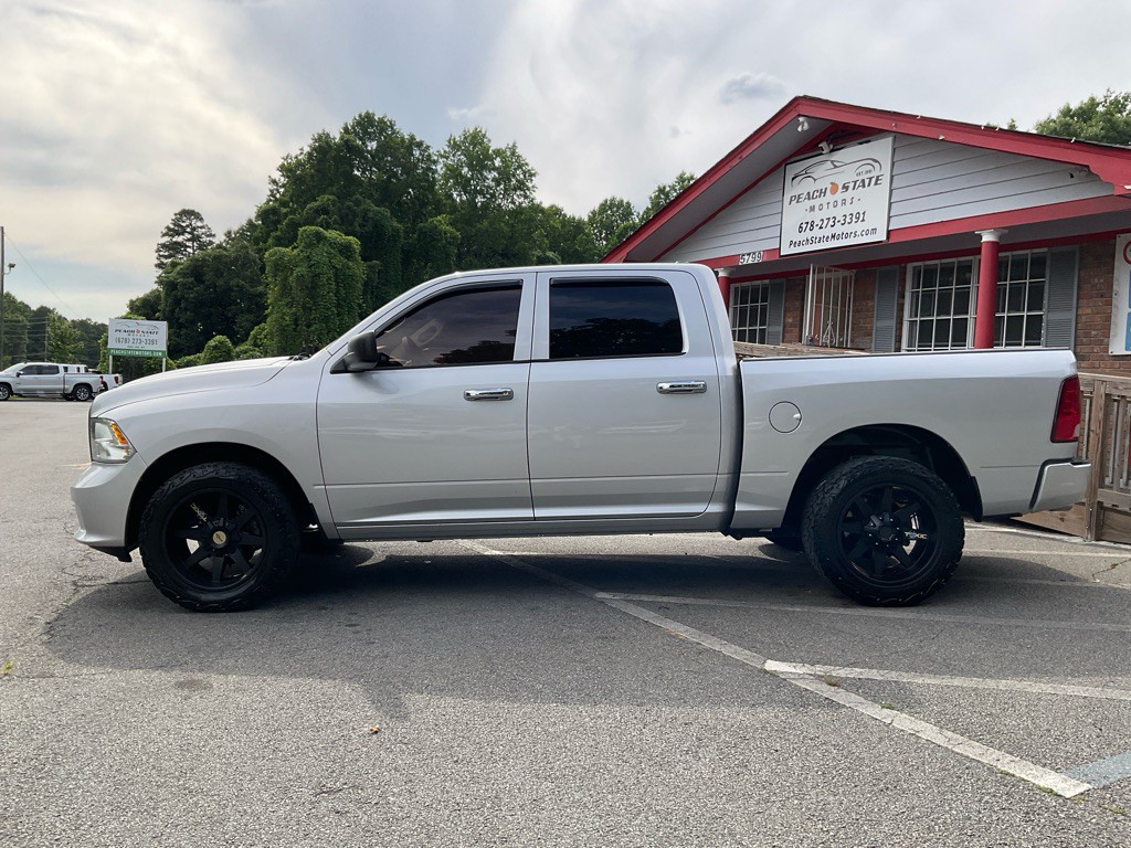 2014 RAM 1500 Image 8