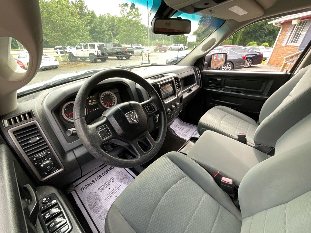 2014 RAM 1500 Image 14