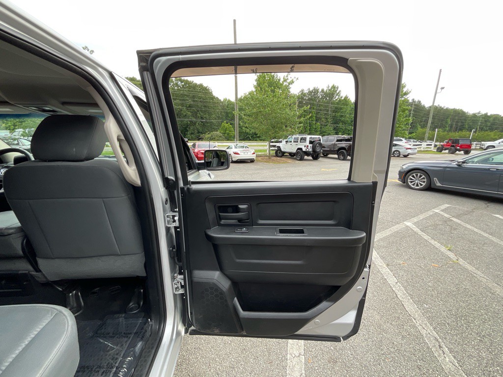 2014 RAM 1500 Image 40