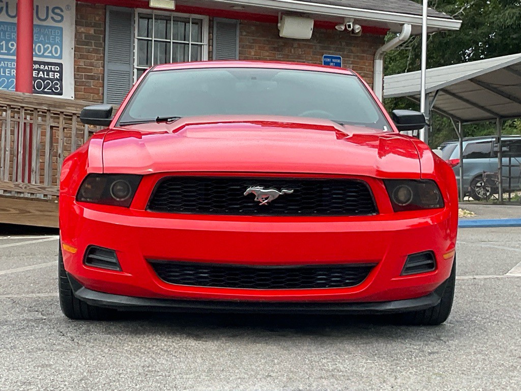 2012 Ford Mustang Image 2