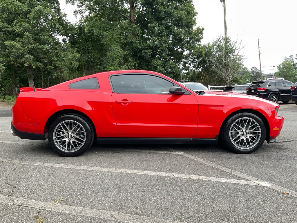 2012 Ford Mustang Image 4