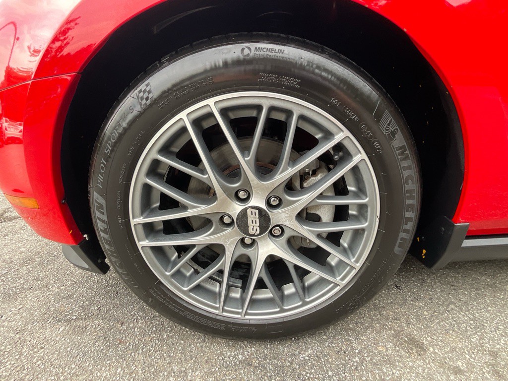 2012 Ford Mustang Image 11