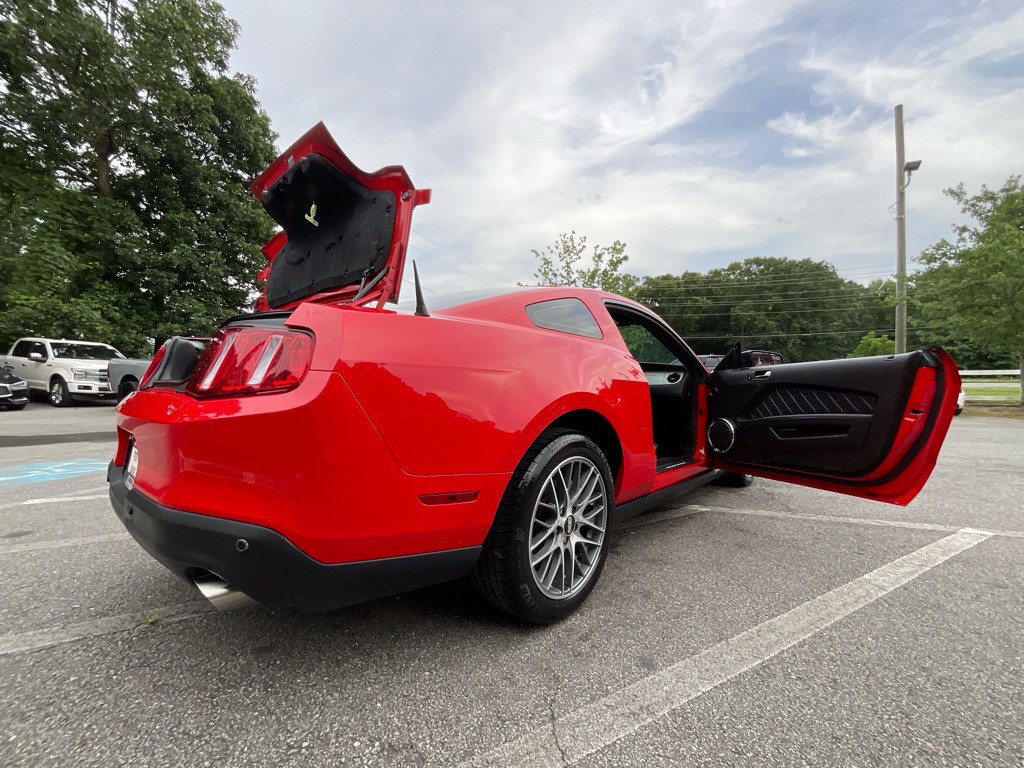 2012 Ford Mustang Image 26