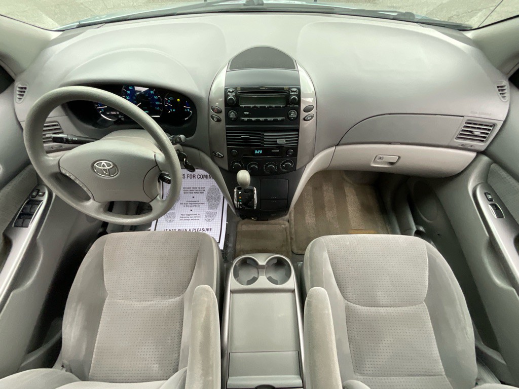 2006 Toyota Sienna Image 21