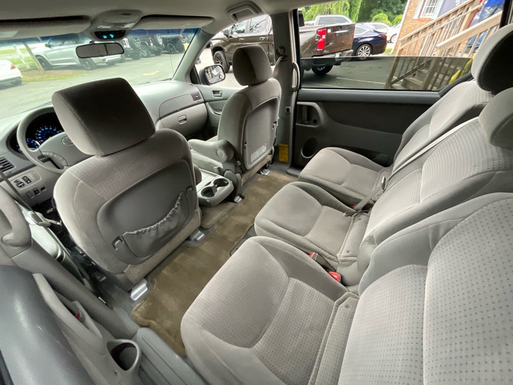 2006 Toyota Sienna Image 27
