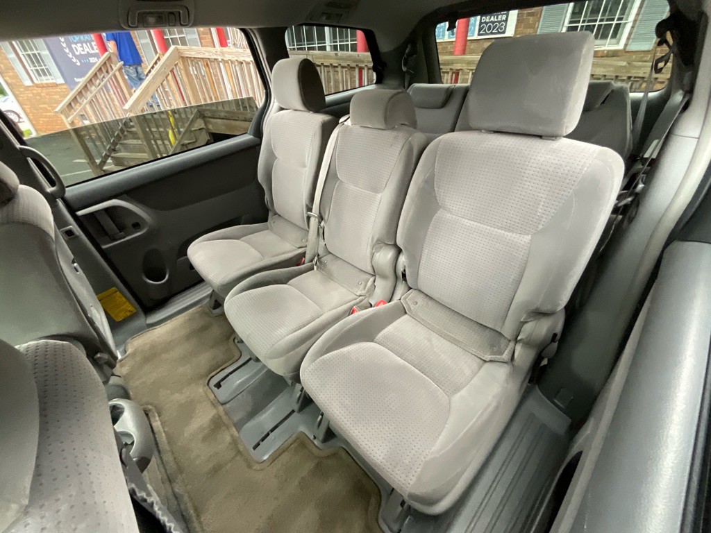 2006 Toyota Sienna Image 28