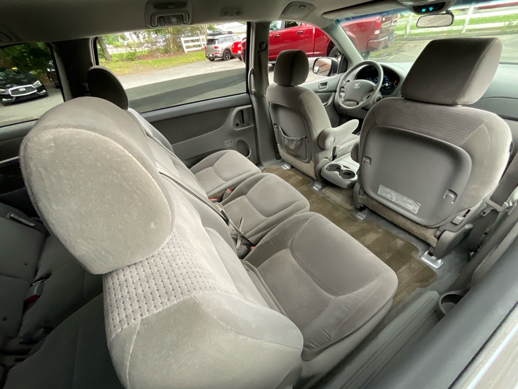 2006 Toyota Sienna Image 30