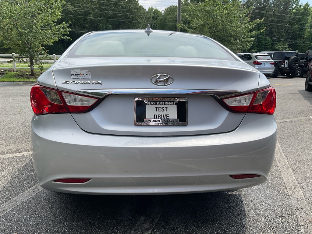 2012 Hyundai Sonata Image 6