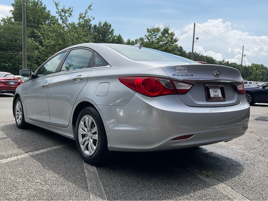 2012 Hyundai Sonata Image 7